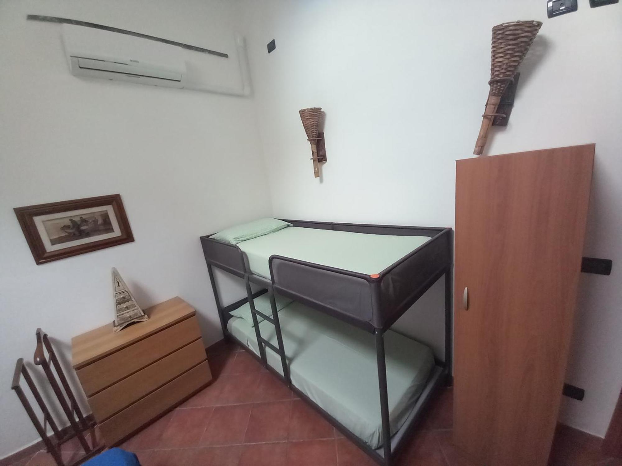 "La Casita", 2 Floors Apartment, Private Parking 1 Car Or 2 Bikes, Air-Cond And Terrace Livorno Luaran gambar