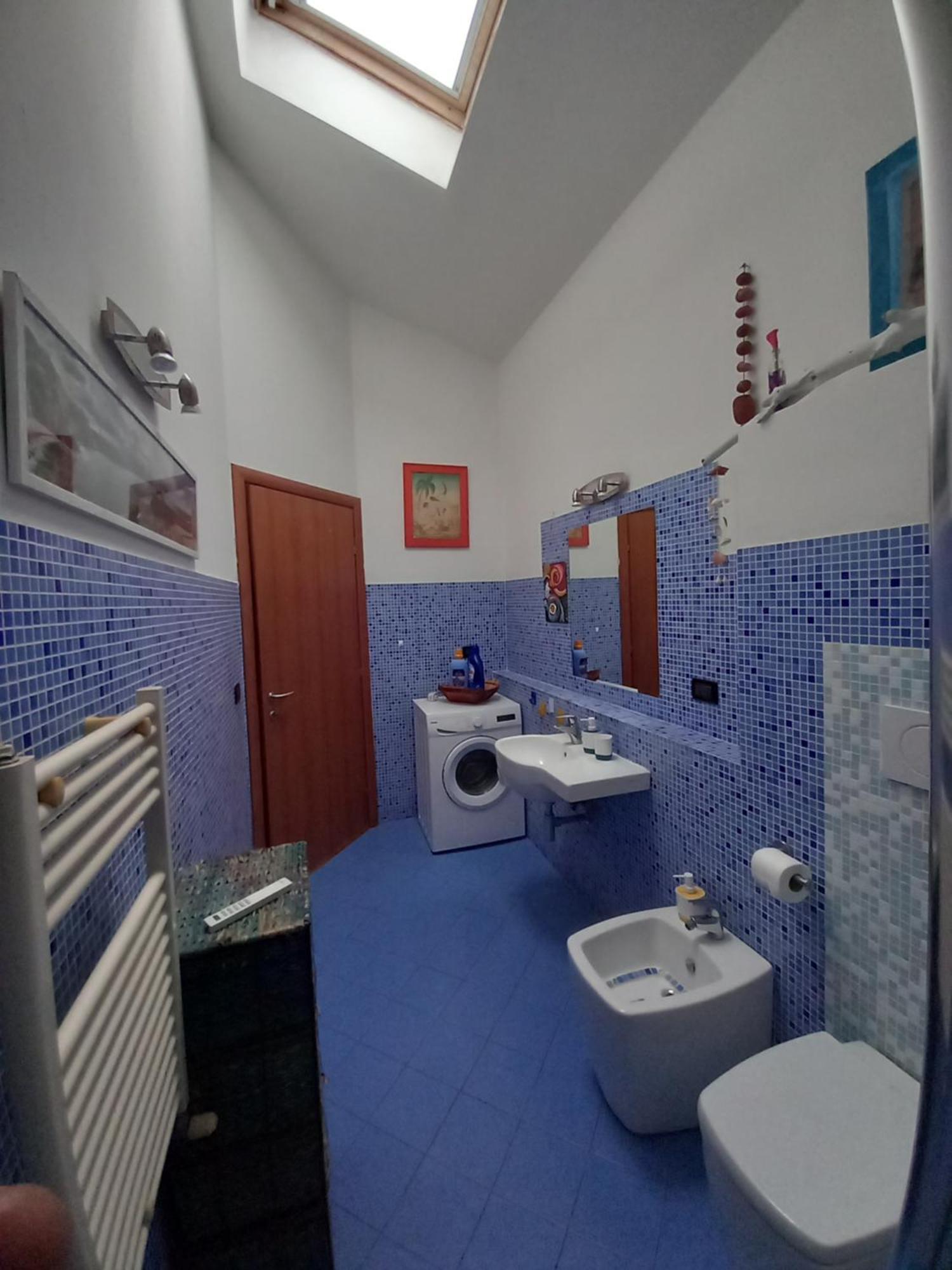 "La Casita", 2 Floors Apartment, Private Parking 1 Car Or 2 Bikes, Air-Cond And Terrace Livorno Luaran gambar