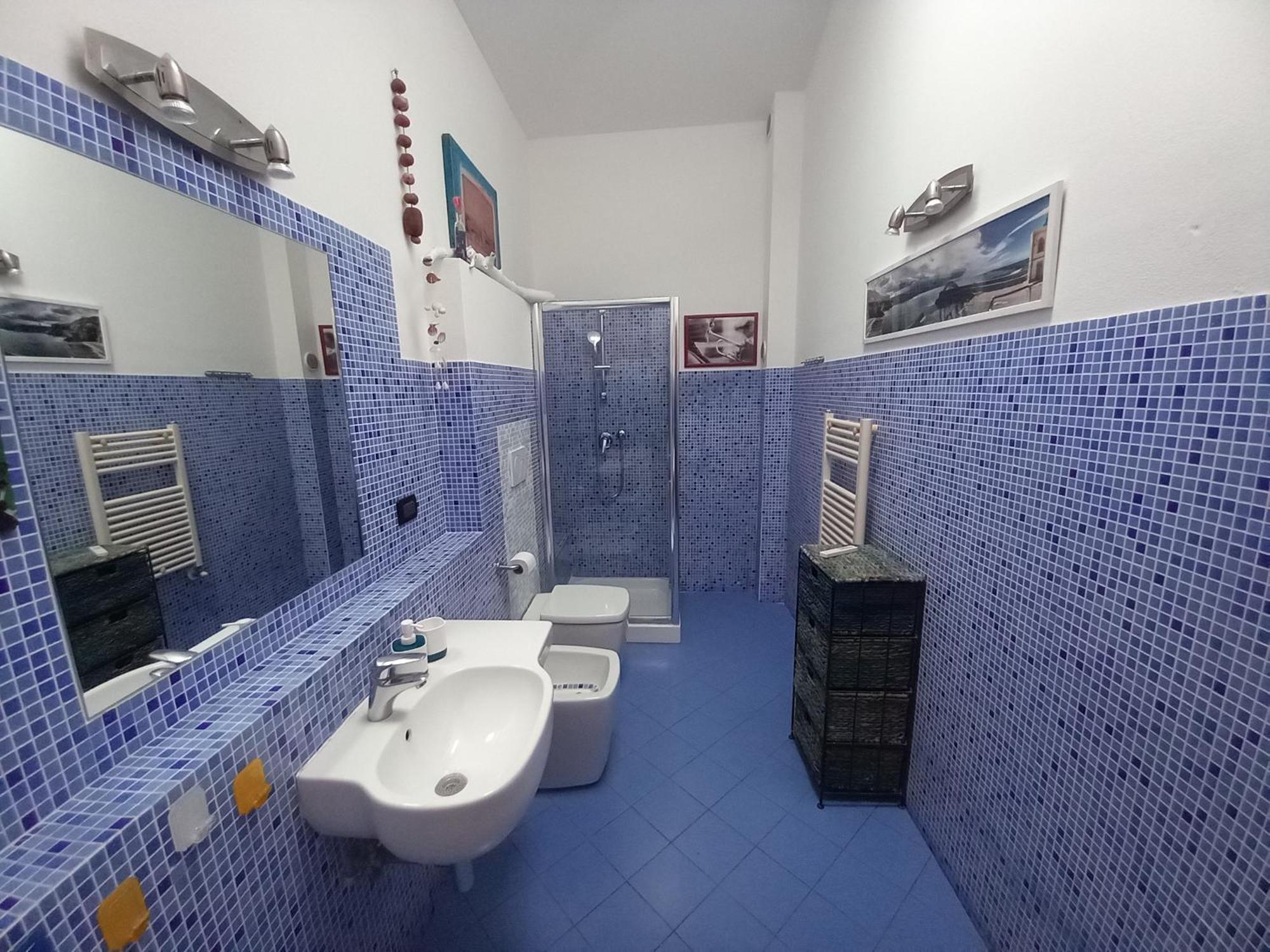 "La Casita", 2 Floors Apartment, Private Parking 1 Car Or 2 Bikes, Air-Cond And Terrace Livorno Luaran gambar